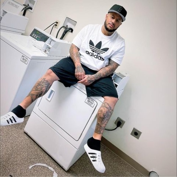 Meet your Posher, Budda - Picture 1 of 1